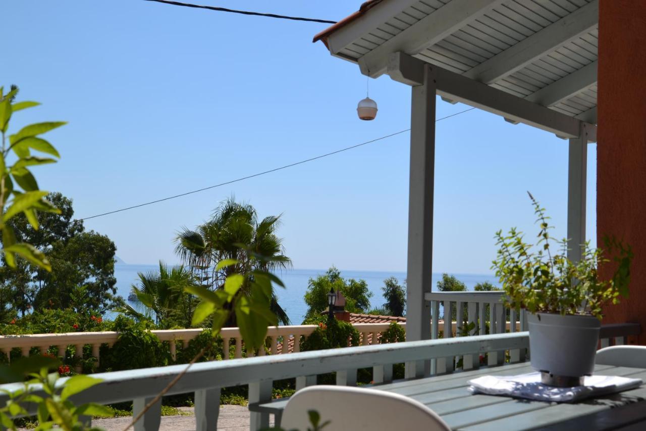 Mihaila Seaside: 2 Bedroom Bungalows Kefalonia Esparta Exterior foto