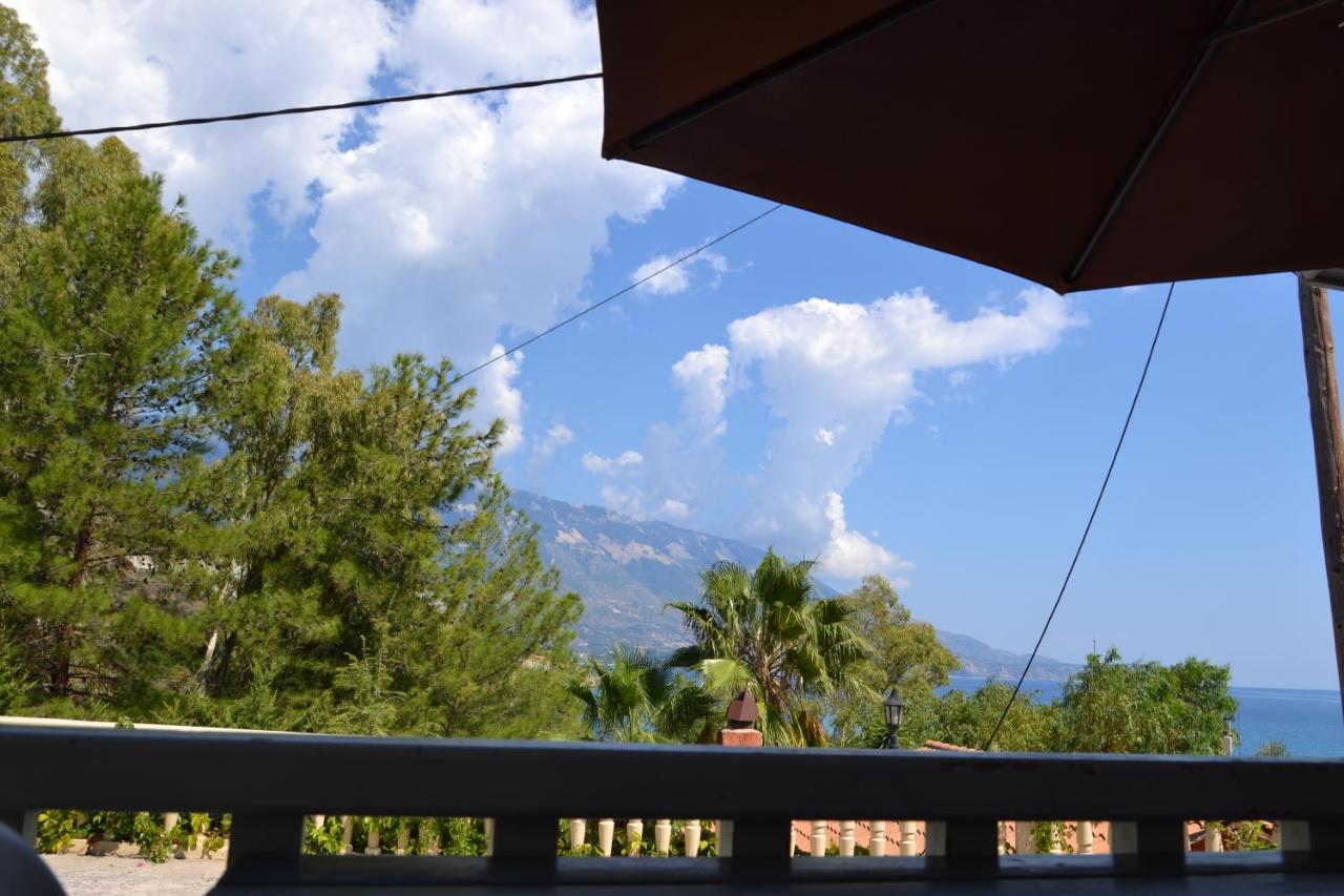 Mihaila Seaside: 2 Bedroom Bungalows Kefalonia Esparta Exterior foto